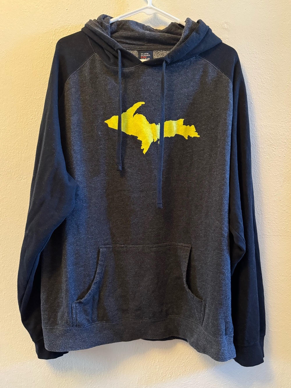 Independent Trading Co Michigan Upper Peninsula Raglan Hoodie Two-Tone Size XL